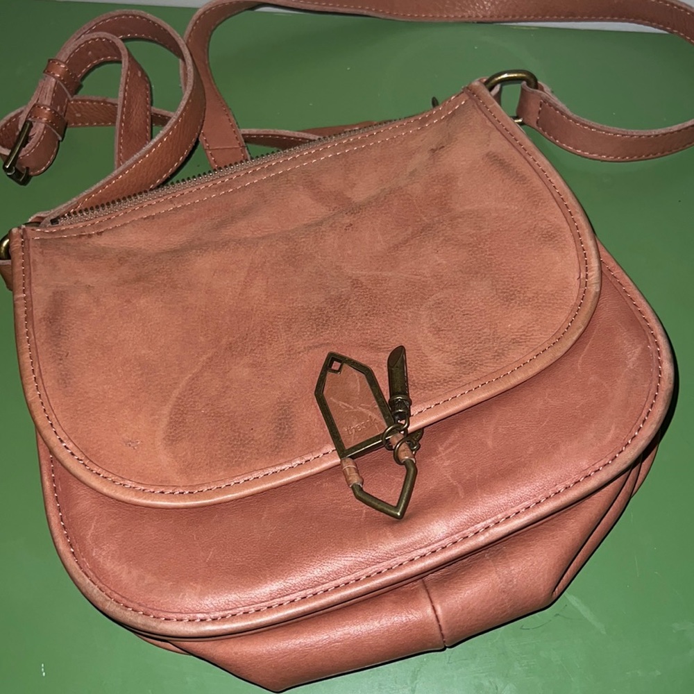 Coral crossbody
